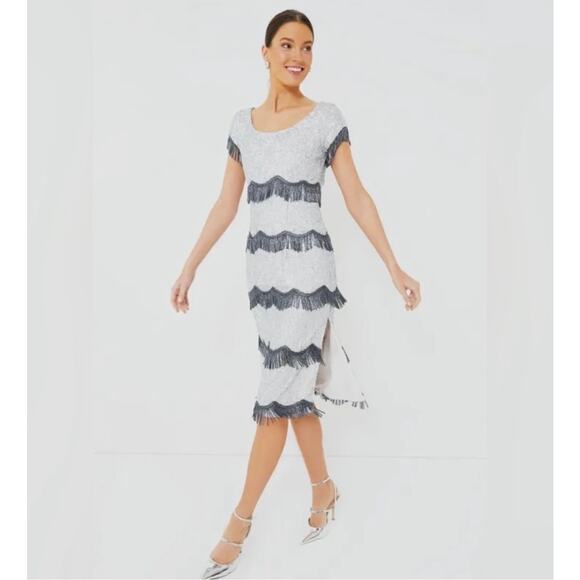 TUCKERNUCK BATSHEVA Silver Octavia Dress NWT Size 4 - Picture 1 of 5